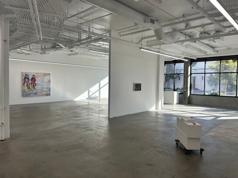 More Photos Of 5103 W Adams Blvd, Los Angeles Apartments For Lease