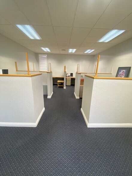 More Photos Of 17561 17th St, Tustin Office For Lease