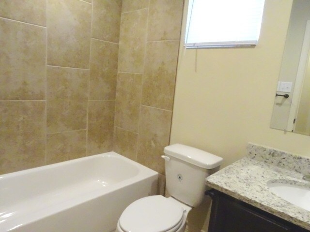 More Photos Of 6407 Luglio Ln, San Antonio Apartments For Sale