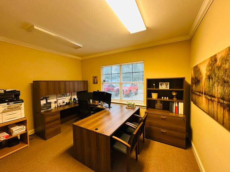 More Photos Of 6100 Greenland Rd, Jacksonville Office For Lease