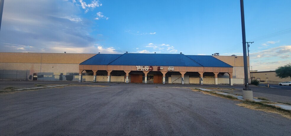More Photos Of 2380 N Imperial Ave, Calexico Freestanding For Sale