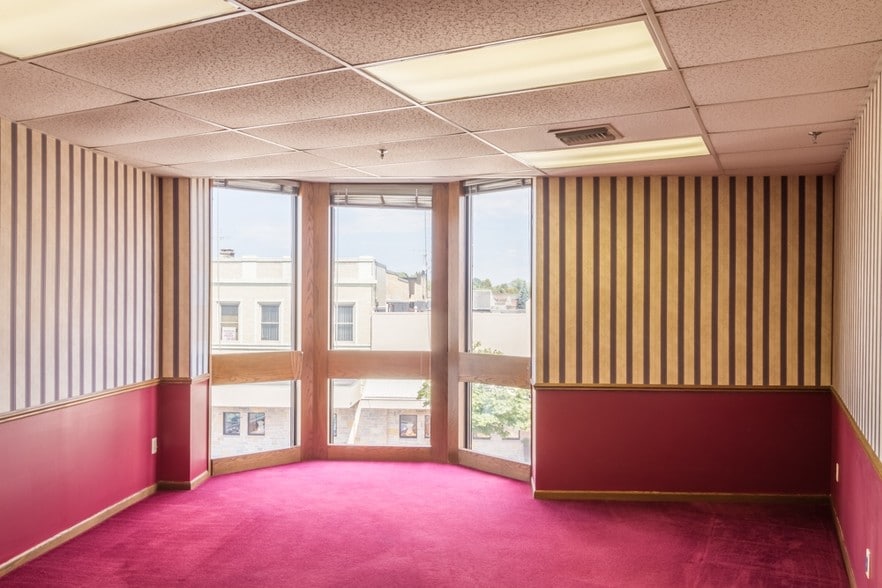 More Photos Of 120 N Main St, West Bend Office For Sale