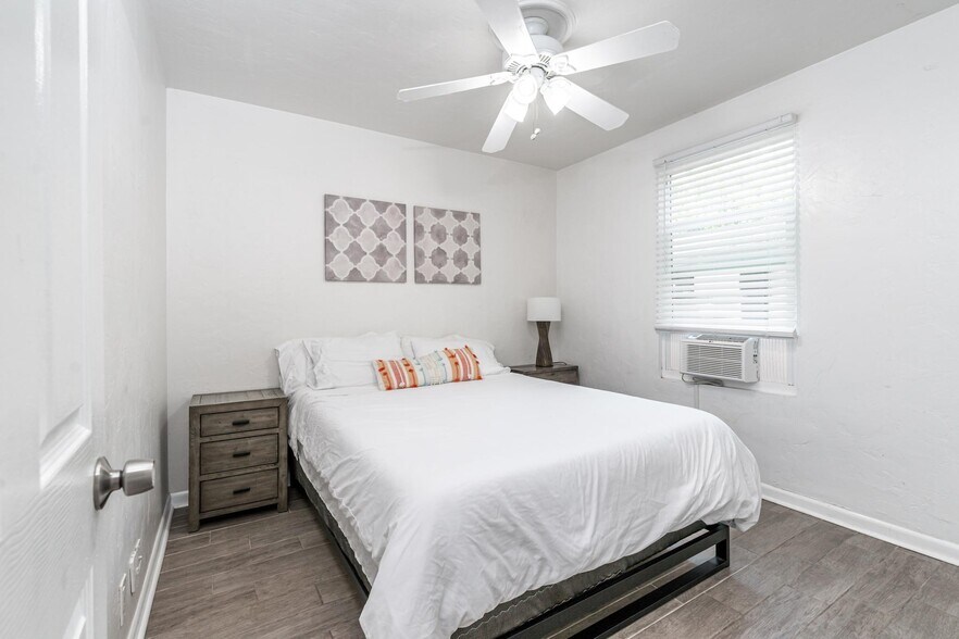 More Photos Of 1415 SW 1st St, Fort Lauderdale Apartments For Sale