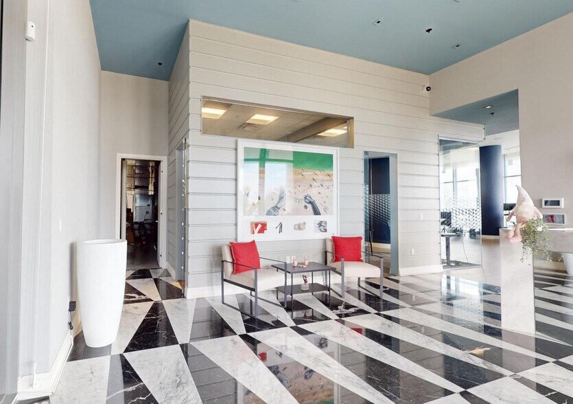 More Photos Of 2955 NE 7th Ave, Miami Storefront Retail Office For Sale