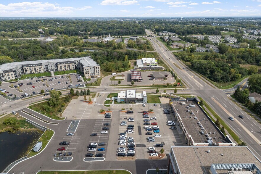 More Photos Of 18389 Orchard Trl, Lakeville Medical For Lease