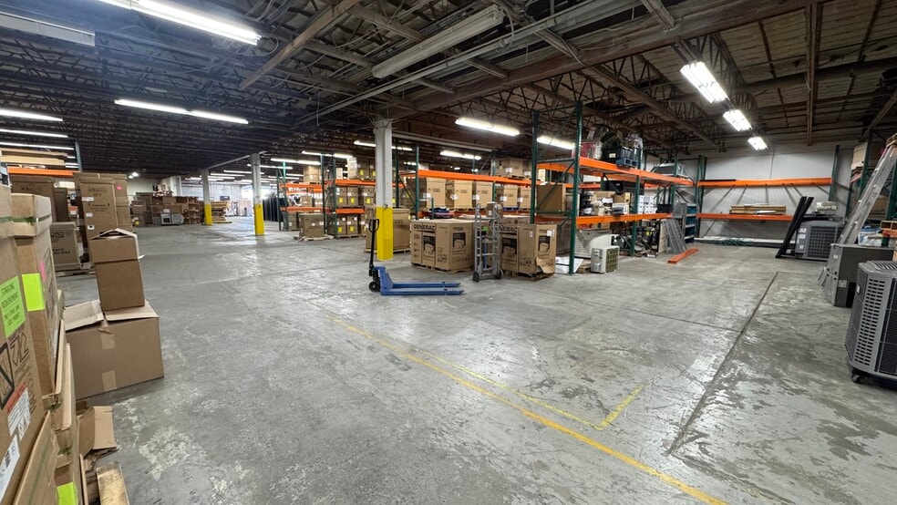 More Photos Of 745 S 100 E, Provo Light Manufacturing For Sale