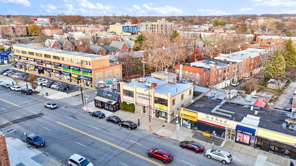 More Photos Of 4557 Bell Blvd, Bayside Medical For Lease