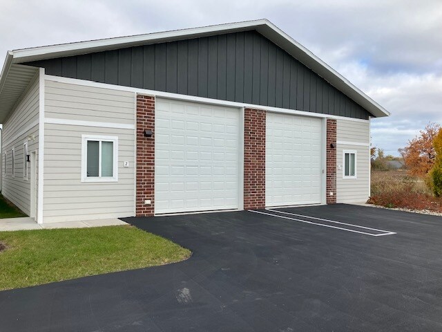 More Photos Of 1175 Double Tree Ln, Grafton Self Storage For Sale