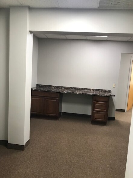 More Photos Of 100 Linden Oaks Dr, Rochester Office For Sale