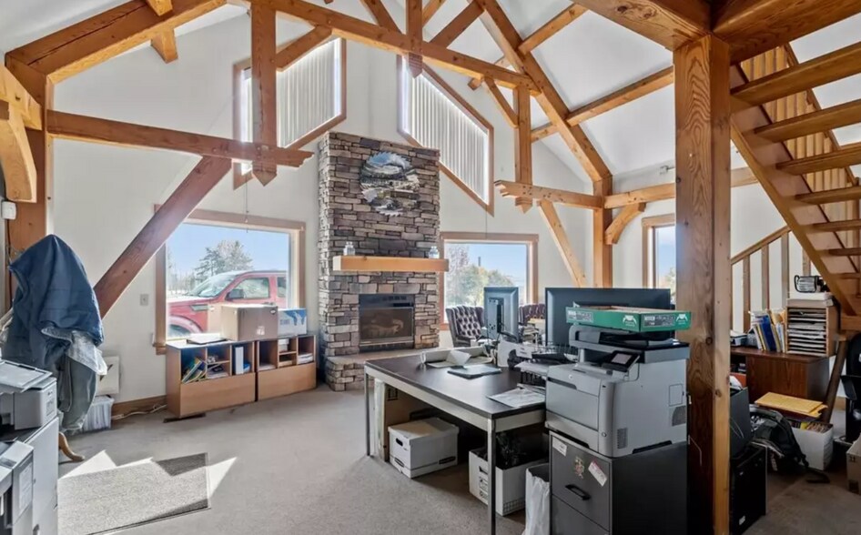 More Photos Of 212 Idaho St, Farrell Manufacturing For Sale