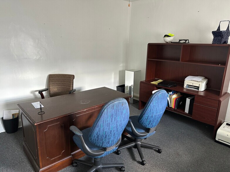 More Photos Of 4601-4603 Eastern Ave, Baltimore Office For Lease