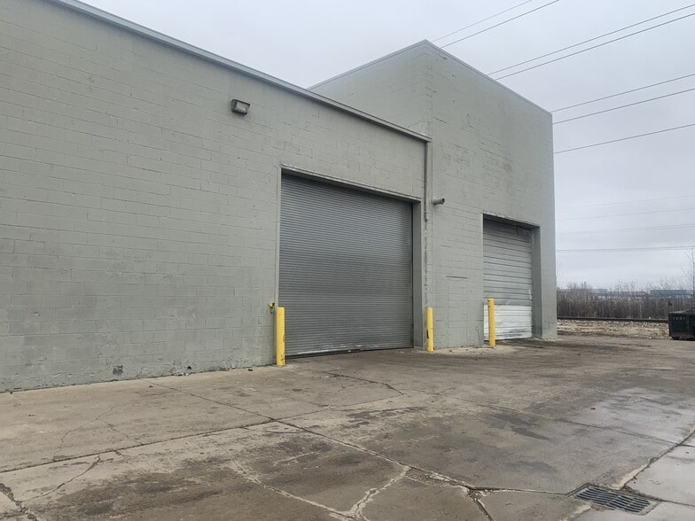 More Photos Of 35320 Beattie Dr, Sterling Heights Manufacturing For Sale