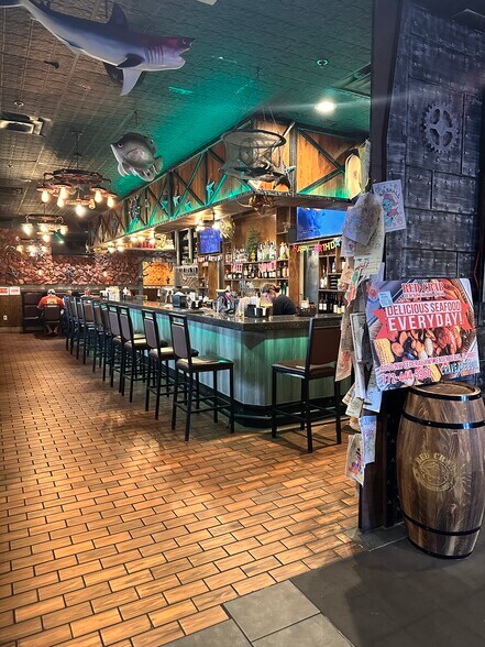 More Photos Of 4050 NW Federal Hwy, Jensen Beach Restaurant For Sale