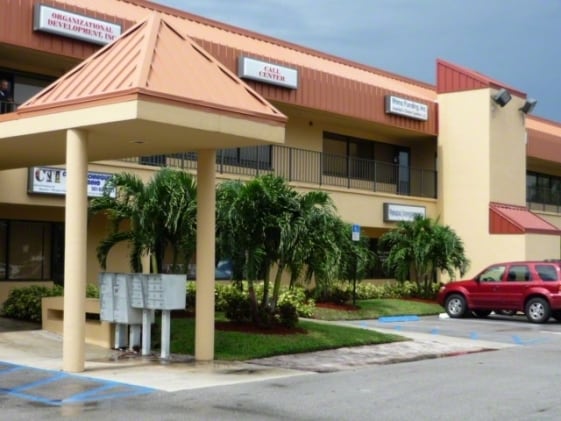 More Photos Of 4152-4230 Blue Heron Blvd W, Riviera Beach Medical For Sale