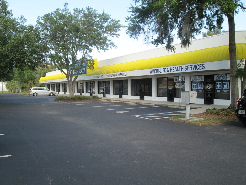 More Photos Of 821 NE 36th Terrace, Ocala Department Store For Lease