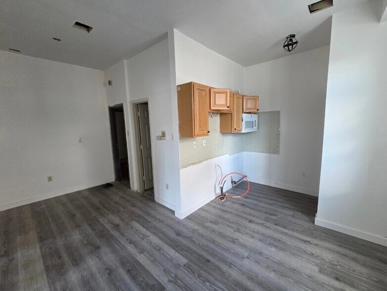More Photos Of 701-703 W Girard Ave, Philadelphia Apartments For Sale