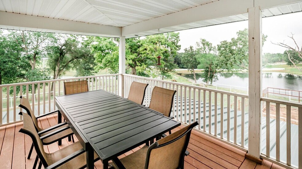 More Photos Of 352 MO-245, Dadeville Horse Stables For Sale