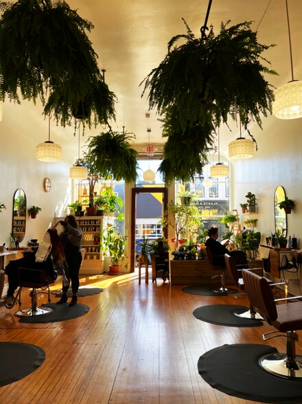 More Photos Of 719 S 5th St, Milwaukee Storefront Retail Residential For Sale