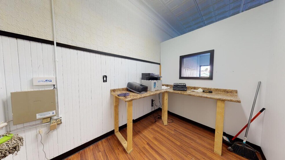 More Photos Of 168 Main St, Webster Apartments For Lease