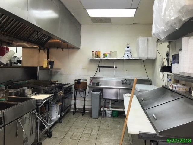 More Photos Of 8903 Cullen Blvd, Houston Restaurant For Sale