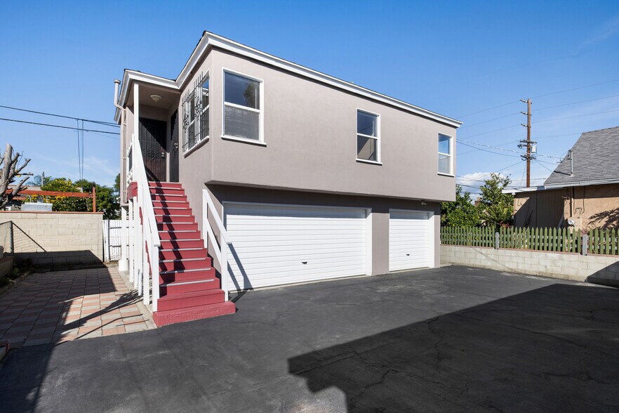 More Photos Of 2351 Cabot St, Los Angeles Apartments For Sale