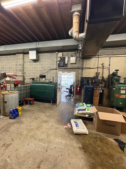 More Photos Of 349 Buttonwood St, Reading Flex For Sale