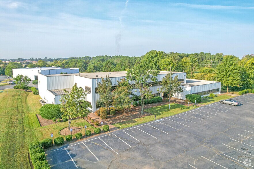 More Photos Of 12243 Nations Ford Rd, Pineville Light Manufacturing For Lease