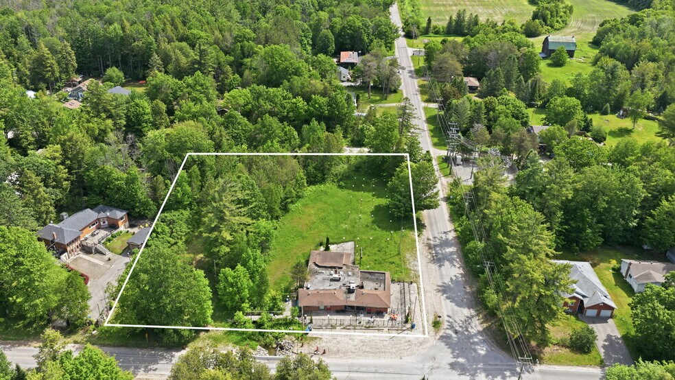 More Photos Of 581 Tiny Beaches N Rd, Tiny Land For Sale