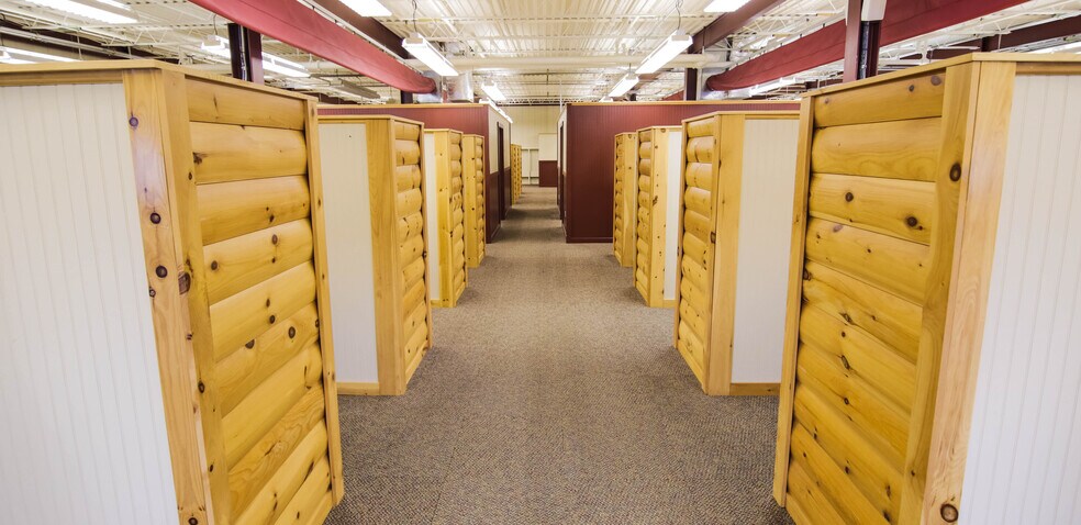 More Photos Of 700 Hepburn St, Milton Showroom For Lease