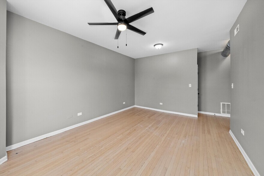 More Photos Of 7127 S Normal Blvd, Chicago Apartments For Sale