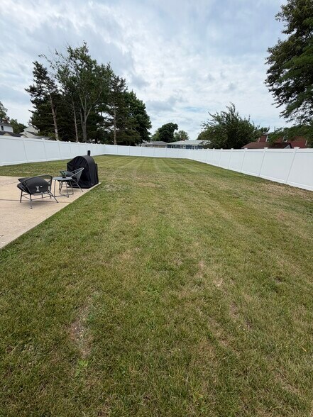 More Photos Of 221 Chestnut St, Toms River Multifamily For Sale