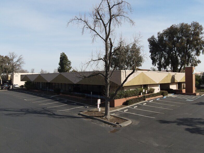 More Photos Of , Sacramento Office For Sale