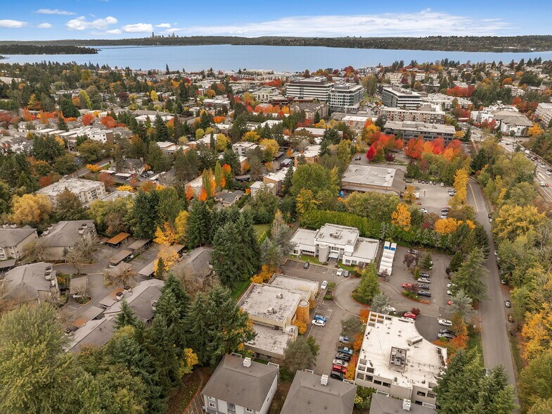 More Photos Of 903 5th Ave, Kirkland Office For Sale