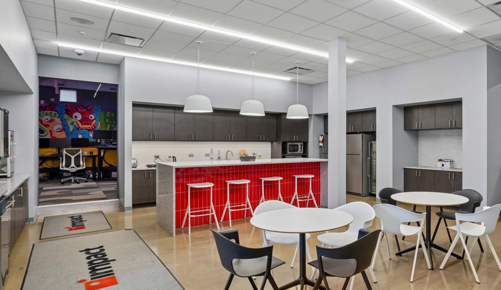 More Photos Of 13833 W Boulton Blvd, Lake Forest Flex For Sale