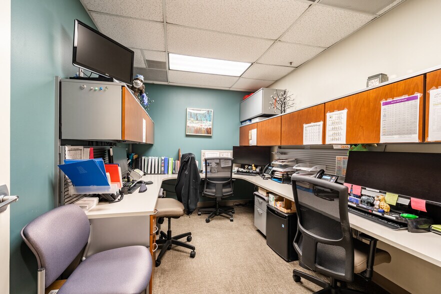 More Photos Of 1055 N 300 W, Provo Medical For Sale