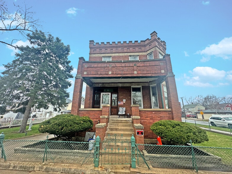 More Photos Of 13402 S Buffalo Ave, Chicago Apartments For Sale