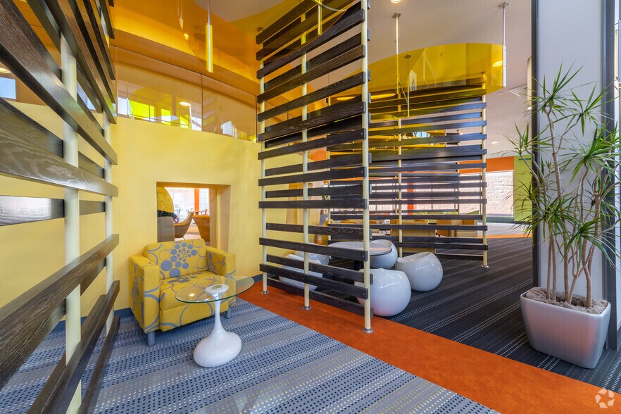 More Photos Of 45 Blue Sky Dr, Burlington Office For Lease