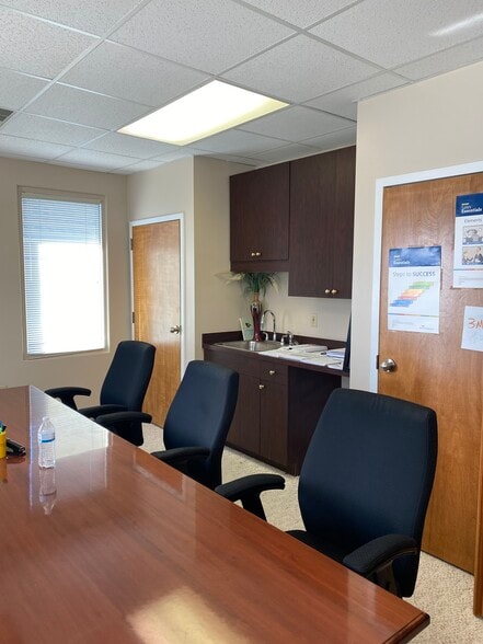 More Photos Of 2901 Breezewood Ave, Fayetteville Office For Lease