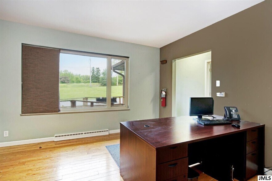 More Photos Of 3600 Spring Arbor Rd, Jackson Office For Lease