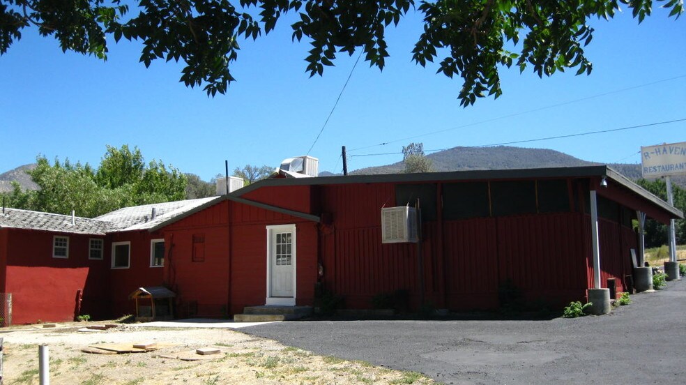 More Photos Of 3700 Lake Isabella Blvd, Bodfish Restaurant For Sale