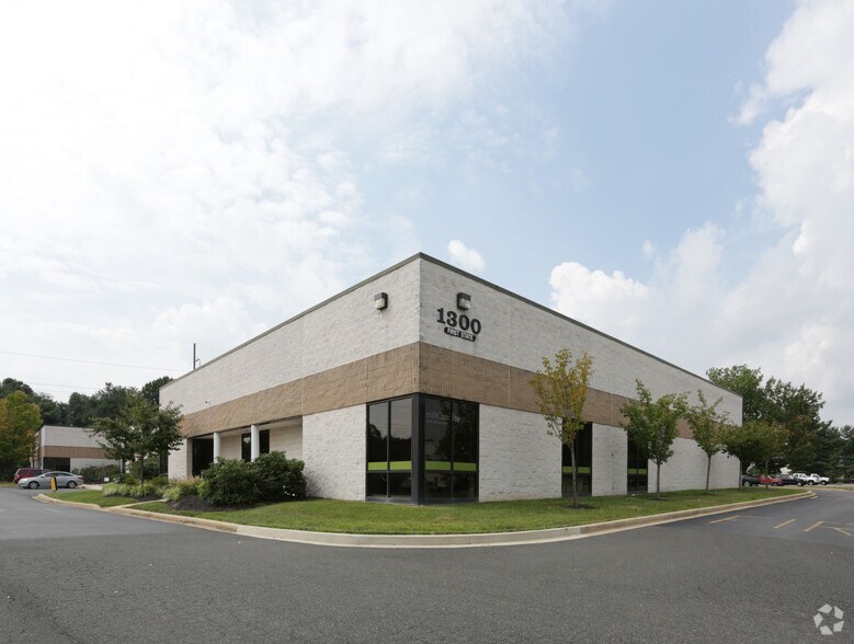 More Photos Of 1300 First State Blvd, Stanton Light Distribution For Lease