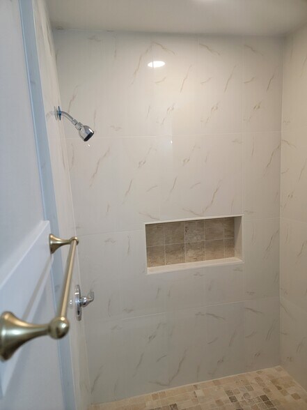 More Photos Of 8205 N La Homa Rd, Mission Apartments For Sale