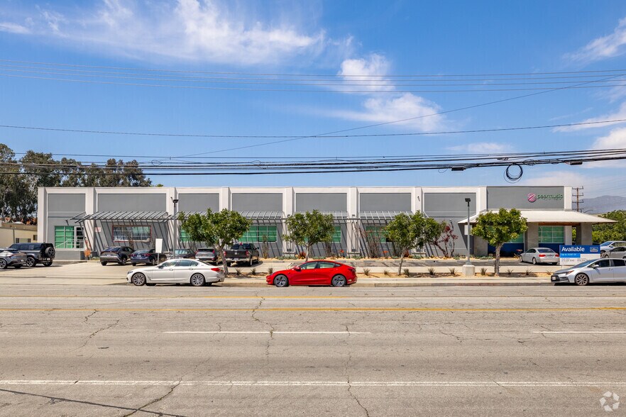 More Photos Of 901 W Alameda Ave, Burbank Loft Creative Space For Lease