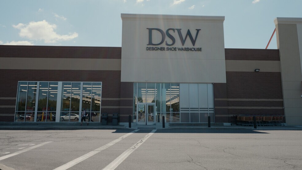 More Photos Of 221-231 Wade Rd Ext, Latham Unknown For Lease