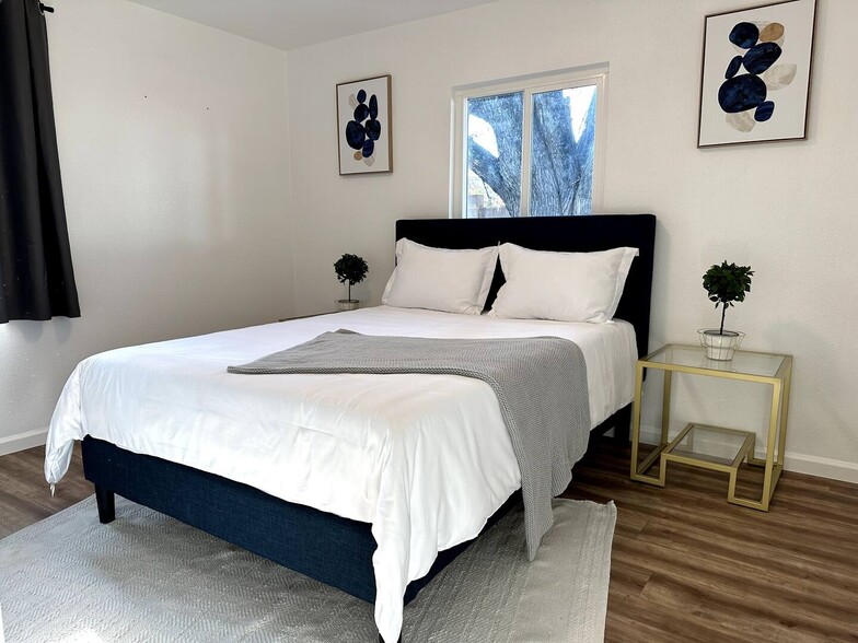 More Photos Of 600 Harbor Blvd, West Sacramento Warehouse For Sale