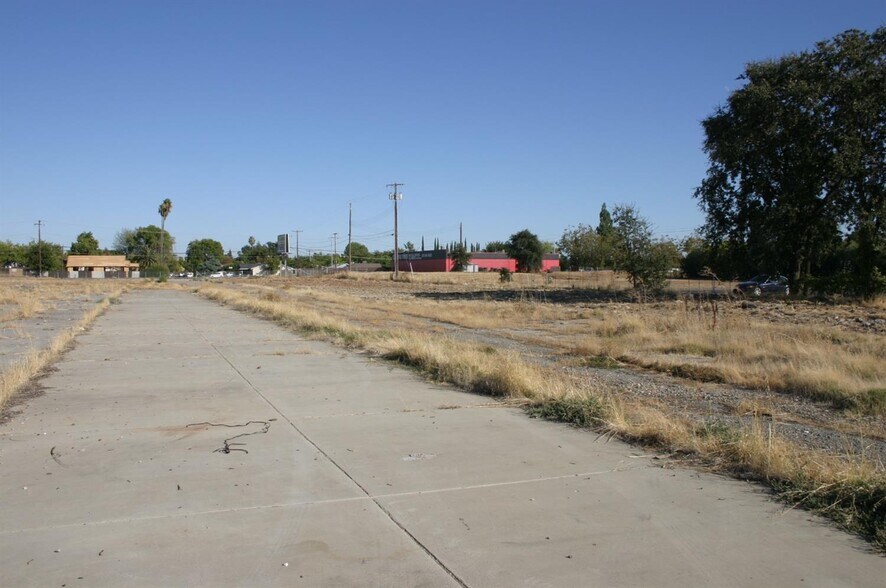 More Photos Of 7235 Watt Ave, North Highlands Land For Sale