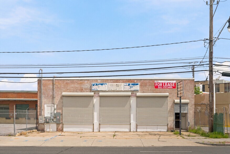 Primary Photo Of 931 Brentwood Rd NE, Washington Warehouse For Lease