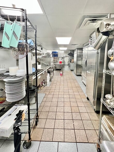 More Photos Of 1609-1625 Westheimer Rd, Houston Restaurant For Lease