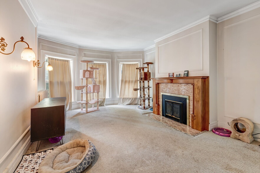 More Photos Of 461 Linwood Ave, Buffalo Apartments For Sale