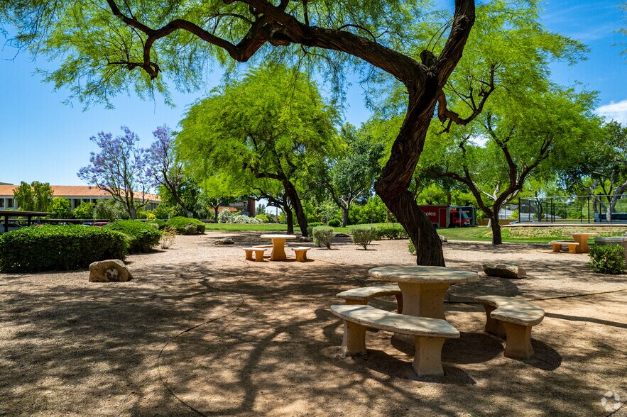 More Photos Of 2398 E Camelback Rd, Phoenix Unknown For Lease